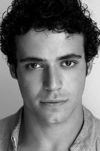Rodrigo Pasquali in Nascemos Para Cantar