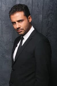 Mert Karabulut in Aşk Üçgeni