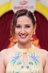 Deeya Maskey in होस्टेल Returns