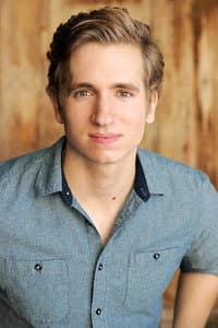 Dylan Bronte in Durant's Never Closes