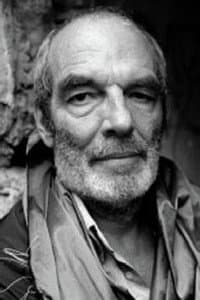 Géza Kovács in Bird
