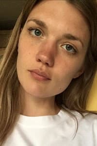 Elise van 't Laar in House of Salt