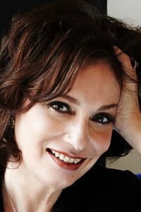 Lina Todd in Impostors