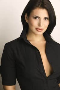 Andrea Leon in Dead Awake