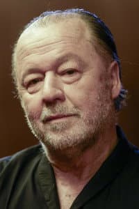 Enrique Piñeyro in Whisky Romeo Zulú