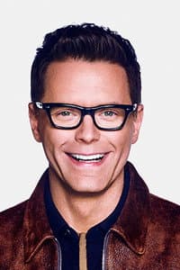 Bobby Bones in Lainey Wilson: Bell Bottom Country
