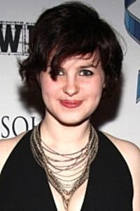 Shayna Levine in Mo