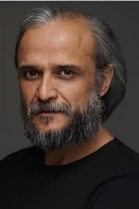 Sermet Yeşil in Gişe Memuru