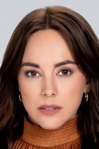 María Elisa Camargo in La Familia
