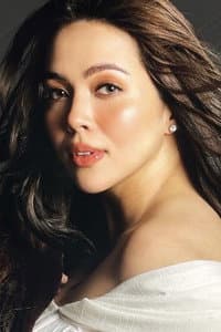 Julia Montes in Topakk