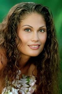 Tina Wiseman in Dark Confessions