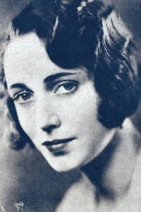 Helen Cohan in Kiss and Make-Up