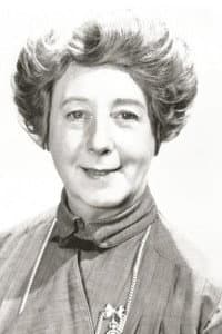 Mona Washbourne in Johnny on the Run