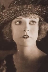 Peggy O'Day in The Vanishing Dagger