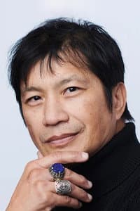 Dustin Nguyen in The Slanted Screen