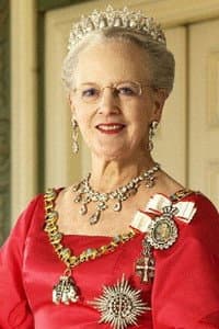Queen Margrethe II of Denmark in Bag kulisserne på Ehrengard: Forførelsens kunst