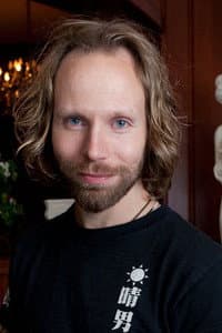 Tuomas Milonoff in 250 grammaa