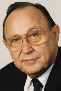 Hans-Dietrich Genscher in Pasaport de Germania