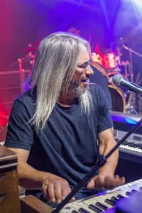 Jeff Chimenti in Dead & Company: 2017.12.02 - Austin, TX