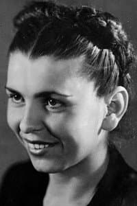 Violeta Manushi in Përse bie kjo daulle?