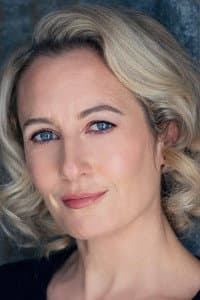 Ruth Wynne in The Catch