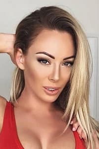 Isabelle Deltore in Lonely Wives Club 4