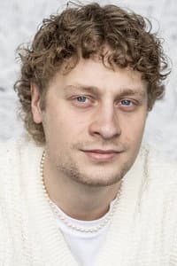Antoine Olivier Pilon in Youtopia