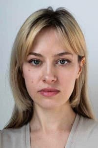 Elena Bushueva in The Nomophobe