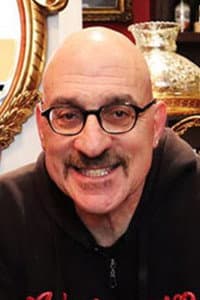 Johnny Vavouras in Show Bitch!