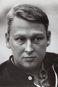 Mike Nichols in Inventing David Geffen