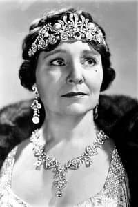 Margaret Dumont in Kentucky Kernels