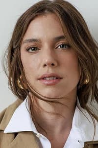 Alice Wegmann in Rio de Sangue