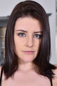 Michele James in Perv'n on My Stepmom's Big Boobs 4