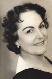 Amparo Martí in Tiempos felices