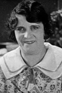 Fay Holderness in The Last Man on Earth