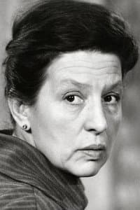 Dana Medřická in Ošklivá slečna