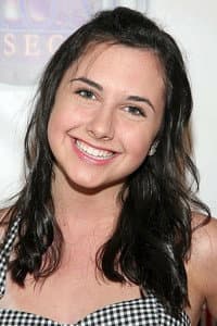 Hailey Anne Nelson in A Fix