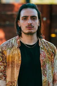 Simone Pascale in Gli Implacabili Tormenti di Jon Doe