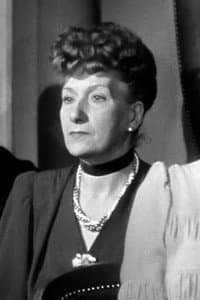 Germaine Stainval in Le Secret de Madame Clapain