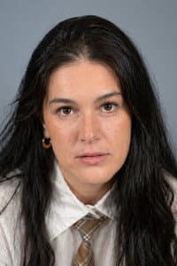 Anaïs Monah in Shana