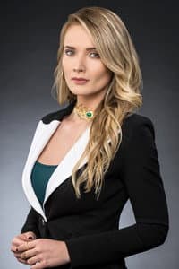 Kimberly Dos Ramos in Vuelve a mí