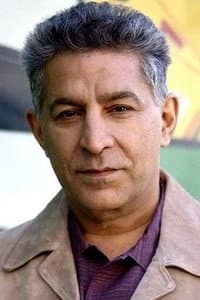 Dalip Tahil in Hum To Mohabbat Karega