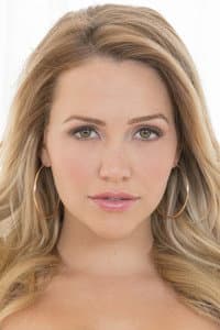Mia Malkova in Art of Romance