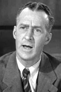 Garry Owen in The Return of Sophie Lang