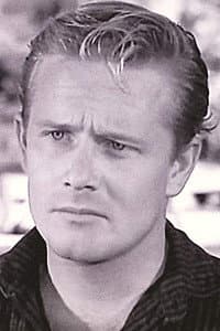 Chuck Courtney in Born to the Saddle