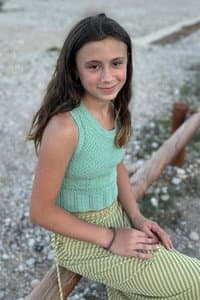 Julia Sulleiro in Leo & Lou