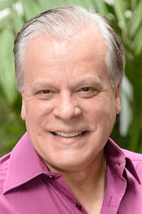 Chico Pinheiro in A Vida de Vlado - 50 Anos do Caso Herzog