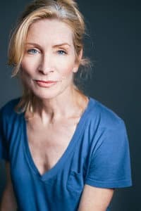 Anna Holbrook in Sister Swap: Christmas in the City