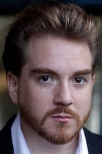 Alex Kew in Sex & Chocolate