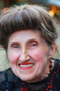 Albina Evtushevskaya in Время жить, время умирать